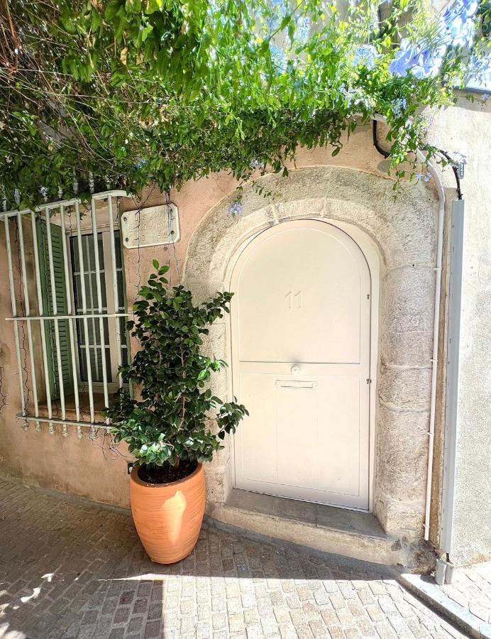 L'Oustaou Bello Visto Le Castellet  Bagian luar foto